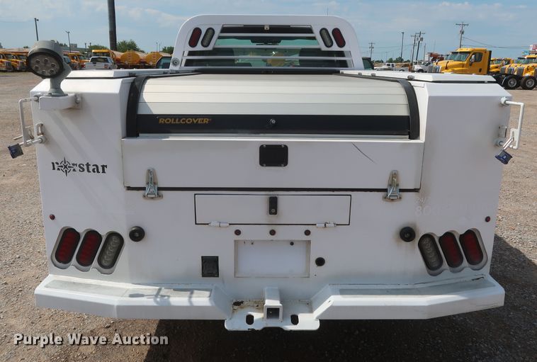 image for item HT9582 2017 Ford F350 Super Duty XL  utility bed pickup truck