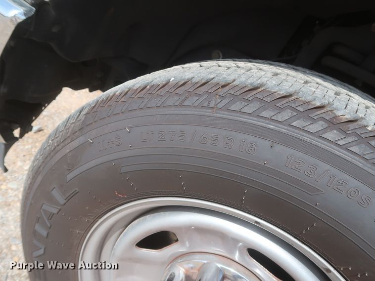 image for item HT9582 2017 Ford F350 Super Duty XL  utility bed pickup truck