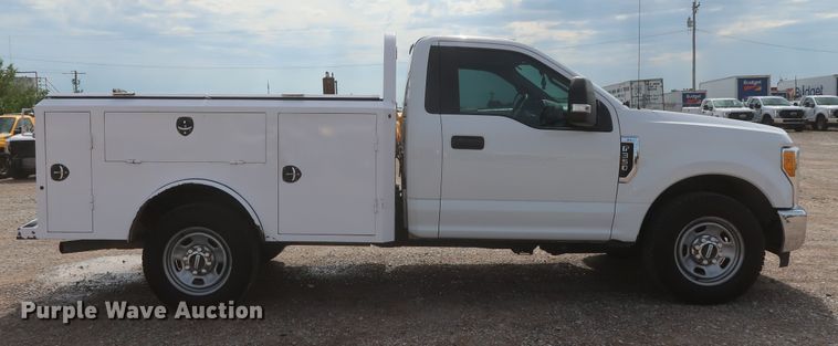 image for item HT9583 2017 Ford F350 Super Duty XL  utility bed pickup truck