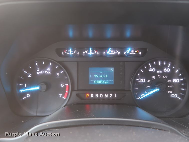 image for item HT9583 2017 Ford F350 Super Duty XL  utility bed pickup truck