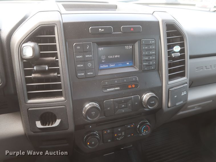 image for item HT9583 2017 Ford F350 Super Duty XL  utility bed pickup truck