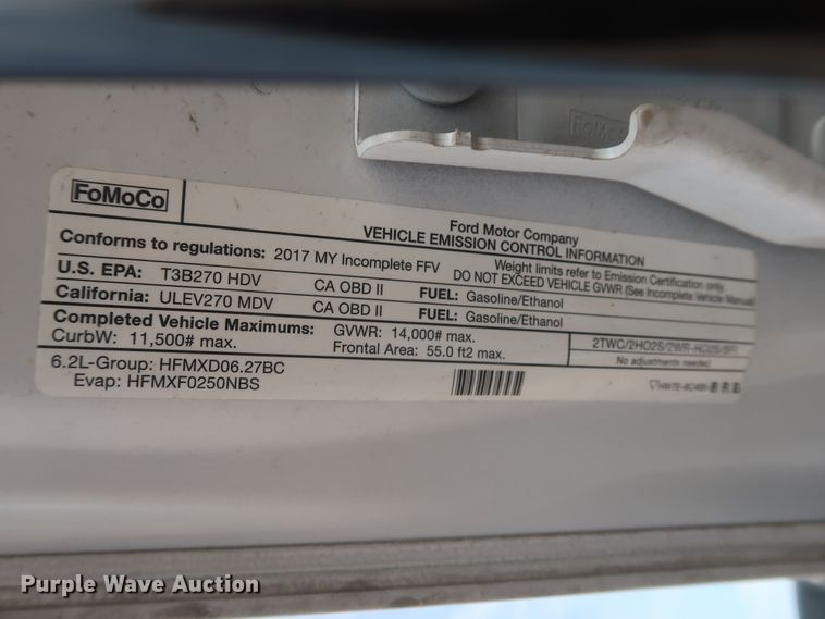 image for item HT9583 2017 Ford F350 Super Duty XL  utility bed pickup truck