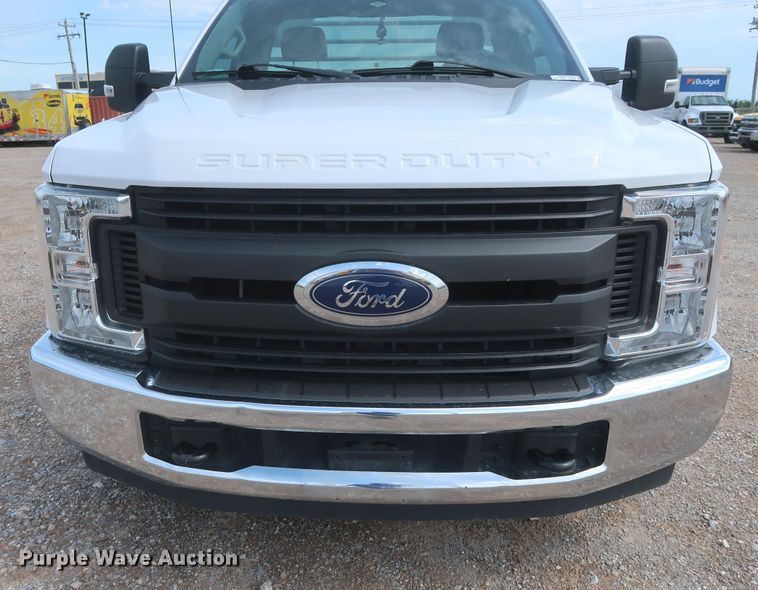 image for item HT9583 2017 Ford F350 Super Duty XL  utility bed pickup truck