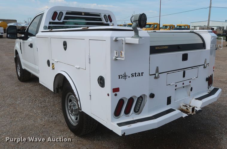 image for item HT9583 2017 Ford F350 Super Duty XL  utility bed pickup truck