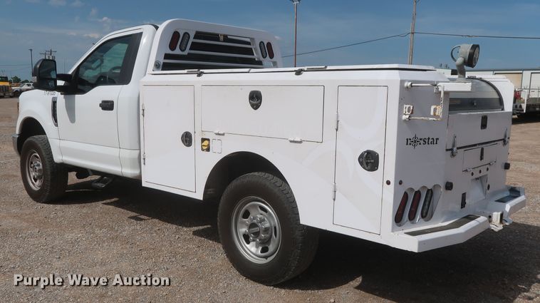 image for item HT9584 2017 Ford F350 Super Duty XL  utility bed pickup truck