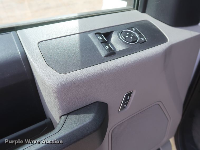 image for item HT9584 2017 Ford F350 Super Duty XL  utility bed pickup truck