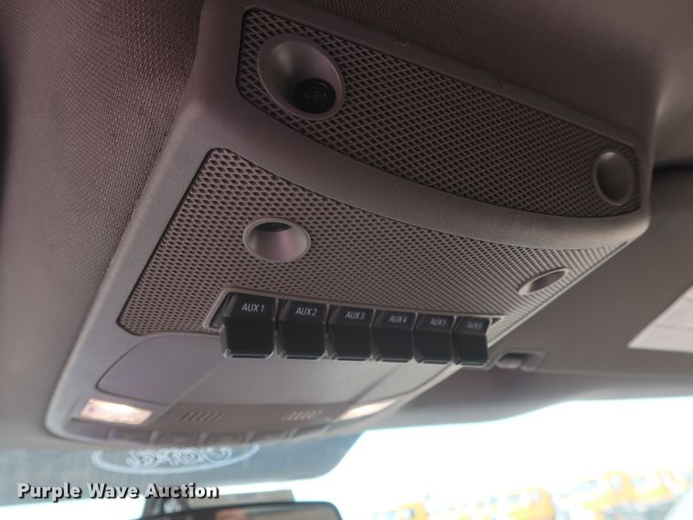 image for item HT9584 2017 Ford F350 Super Duty XL  utility bed pickup truck