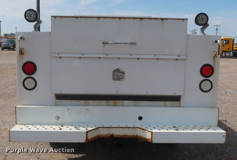 image for item HT9585 2017 Ford F350 Super Duty XL  utility bed pickup truck