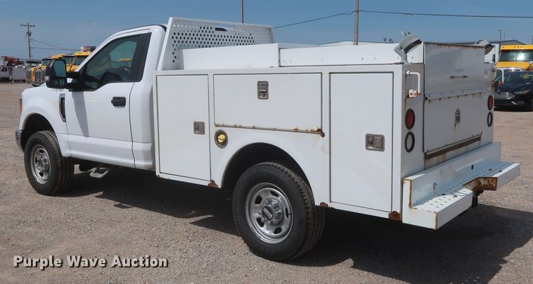 image for item HT9586 2017 Ford F350 Super Duty XL  utility bed pickup truck