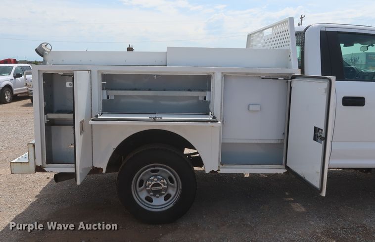 image for item HT9586 2017 Ford F350 Super Duty XL  utility bed pickup truck