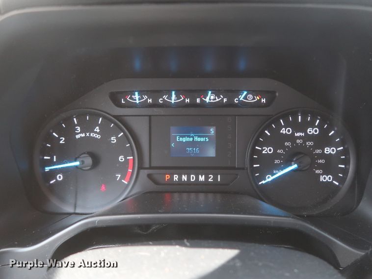 image for item HT9587 2017 Ford F350 Super Duty XL  utility bed pickup truck