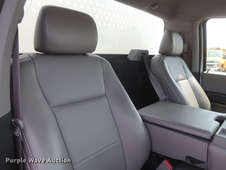 image for item HT9587 2017 Ford F350 Super Duty XL  utility bed pickup truck