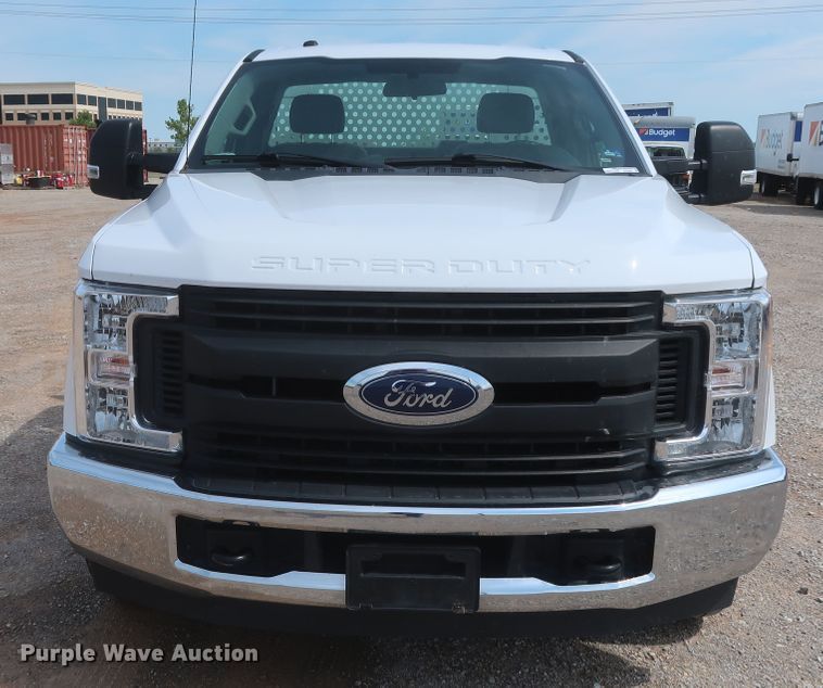 image for item HT9588 2017 Ford F350 Super Duty XL  utility bed pickup truck