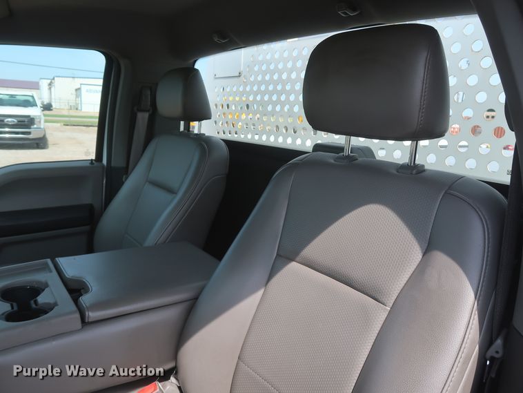 image for item HT9588 2017 Ford F350 Super Duty XL  utility bed pickup truck