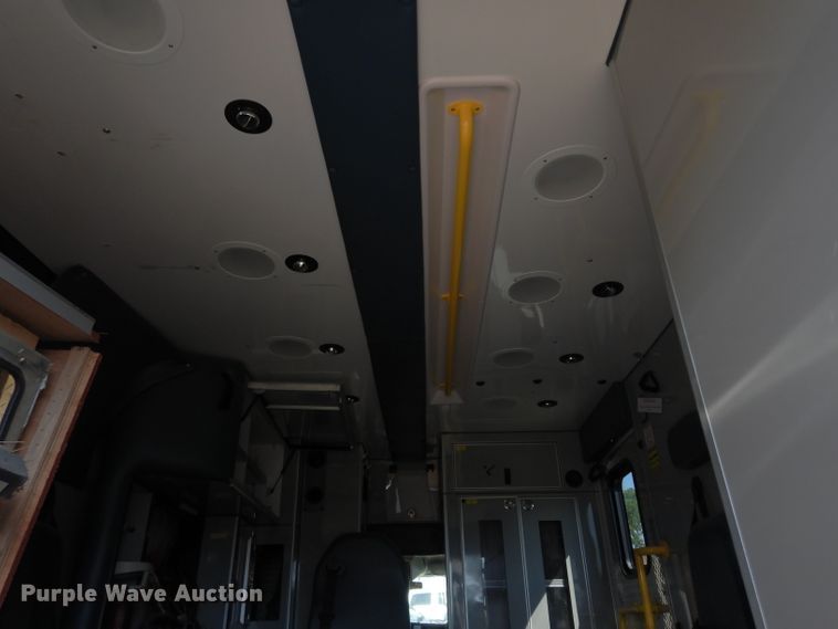 image for item HV9264 2014 AEV ambulance body