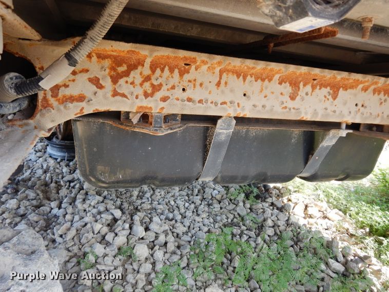 image for item HV9264 2014 AEV ambulance body