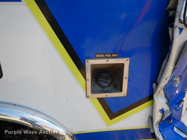 image for item HV9264 2014 AEV ambulance body