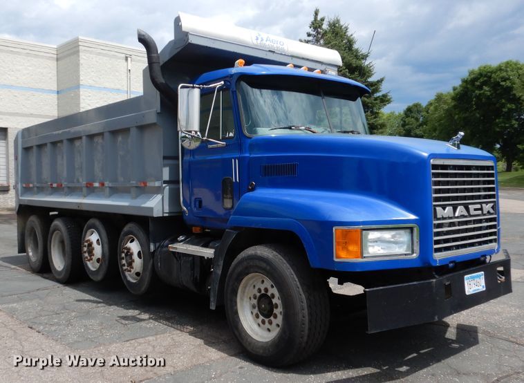 image for item DA8394 1998 Mack CH613  dump truck
