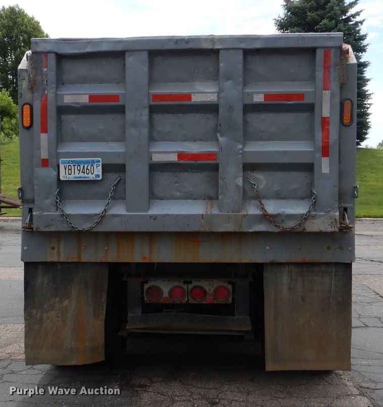 image for item DA8394 1998 Mack CH613  dump truck