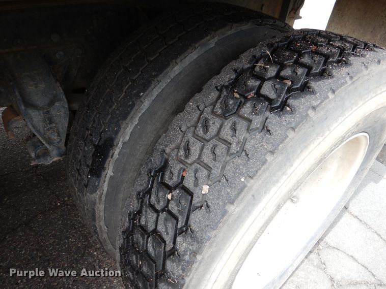 image for item DA8394 1998 Mack CH613  dump truck