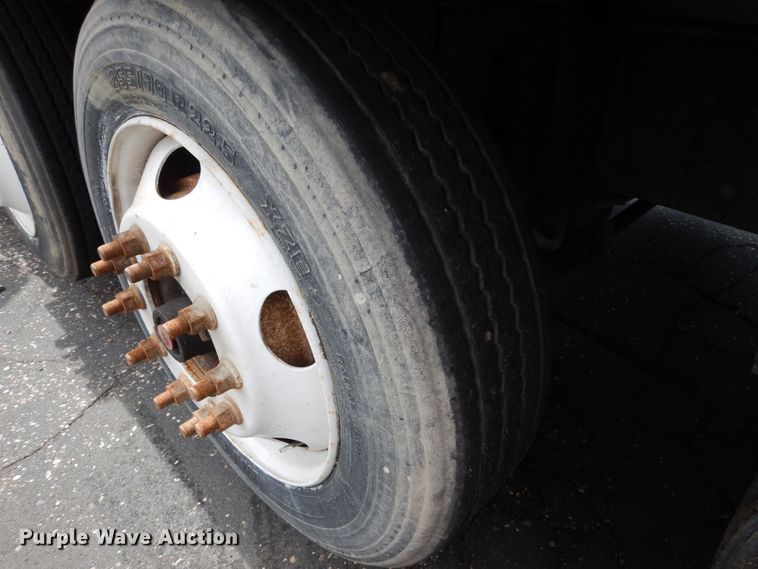 image for item DA8394 1998 Mack CH613  dump truck