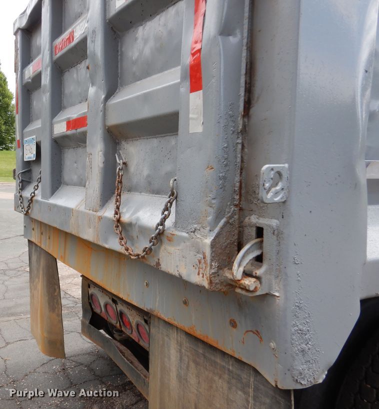 image for item DA8394 1998 Mack CH613  dump truck