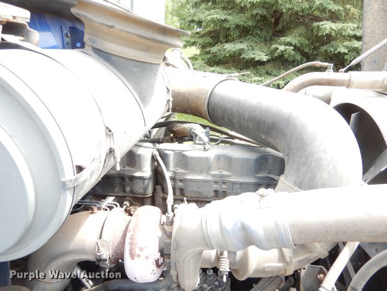 image for item DA8394 1998 Mack CH613  dump truck