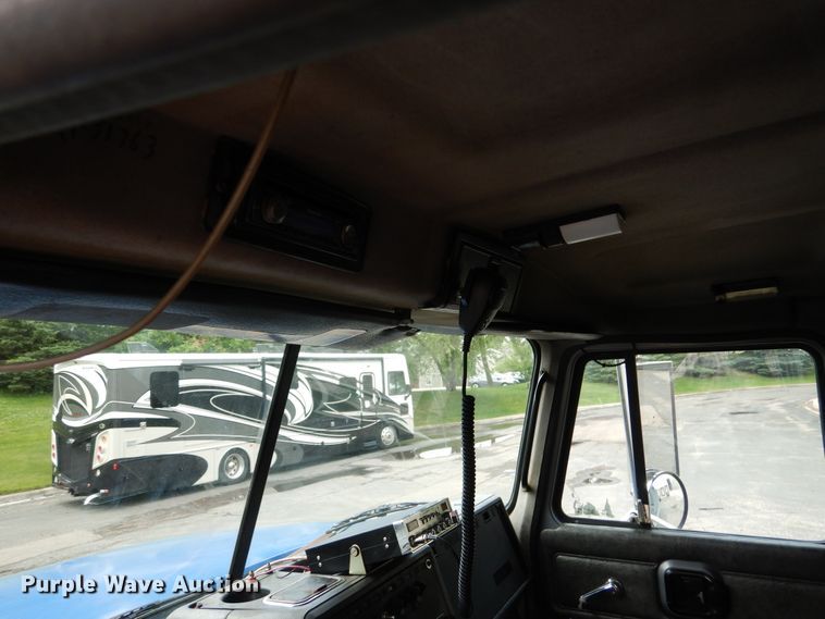 image for item DA8394 1998 Mack CH613  dump truck