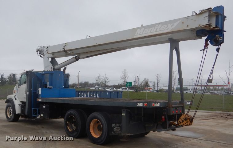image for item DF3078 2004 Sterling LT7500 crane truck