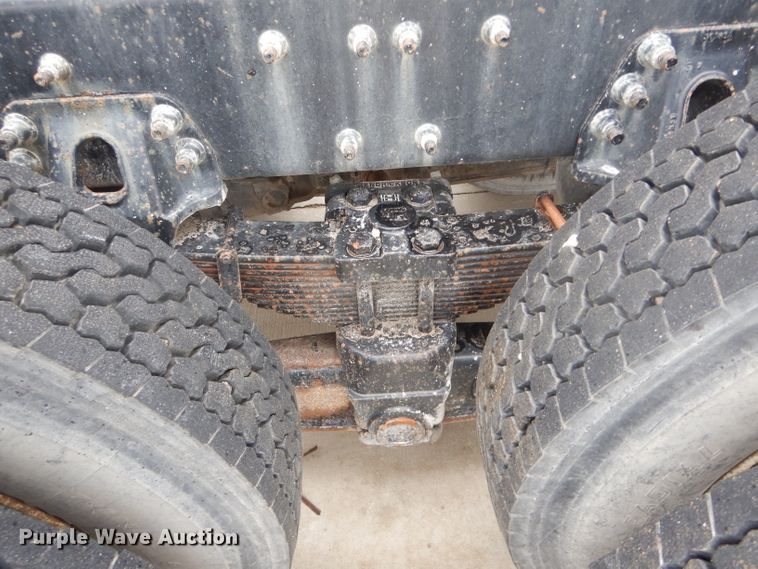 image for item DF3078 2004 Sterling LT7500 crane truck