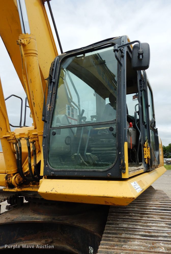 image for item DF4202 2013 Komatsu PC360LC-10  hydraulic excavator