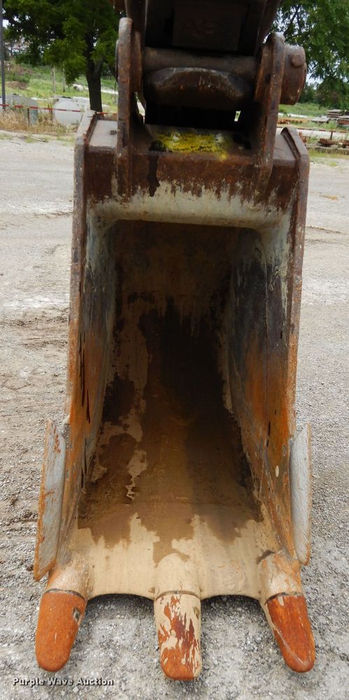 image for item DF4202 2013 Komatsu PC360LC-10  hydraulic excavator