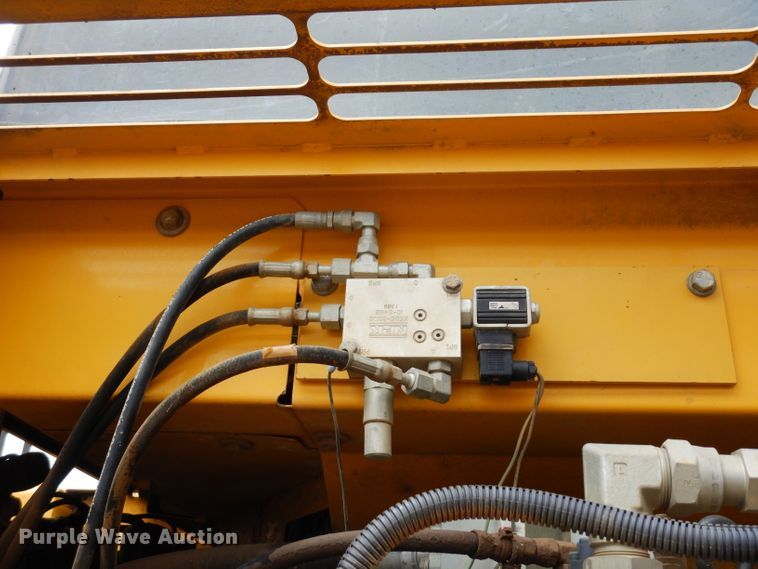 image for item DF4202 2013 Komatsu PC360LC-10  hydraulic excavator