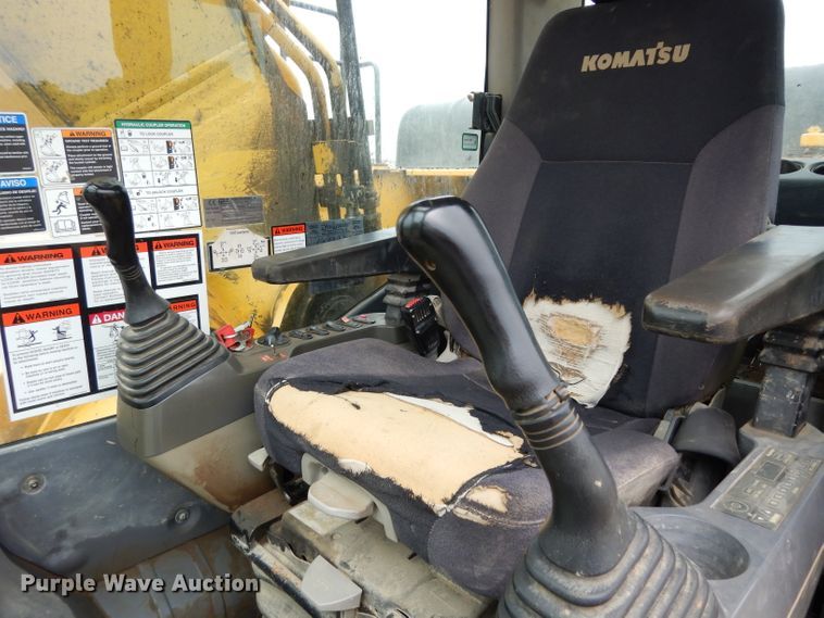 image for item DF4202 2013 Komatsu PC360LC-10  hydraulic excavator