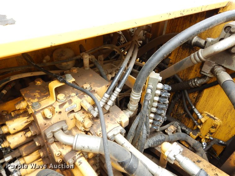 image for item DF4202 2013 Komatsu PC360LC-10  hydraulic excavator