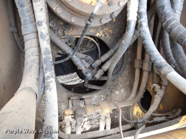 image for item DF4202 2013 Komatsu PC360LC-10  hydraulic excavator