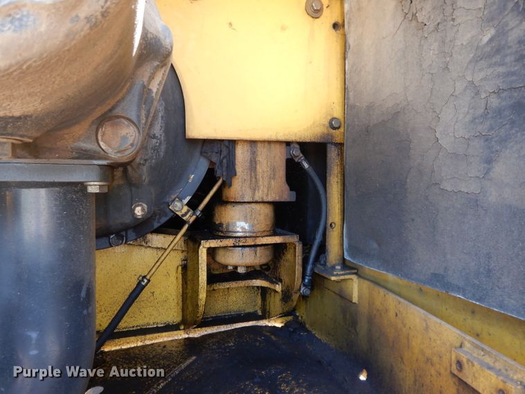 image for item DF4205 2000 Komatsu PC300LC  excavator