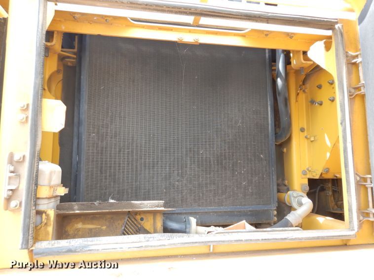 image for item DF4205 2000 Komatsu PC300LC  excavator