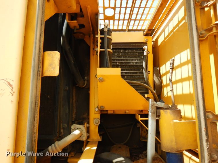 image for item DF4205 2000 Komatsu PC300LC  excavator