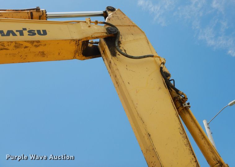 image for item DF4205 2000 Komatsu PC300LC  excavator