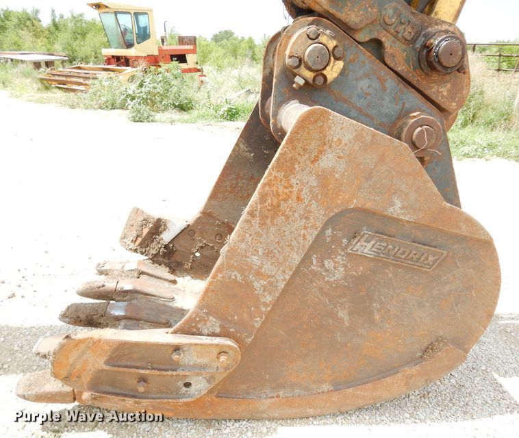 image for item DF4205 2000 Komatsu PC300LC  excavator