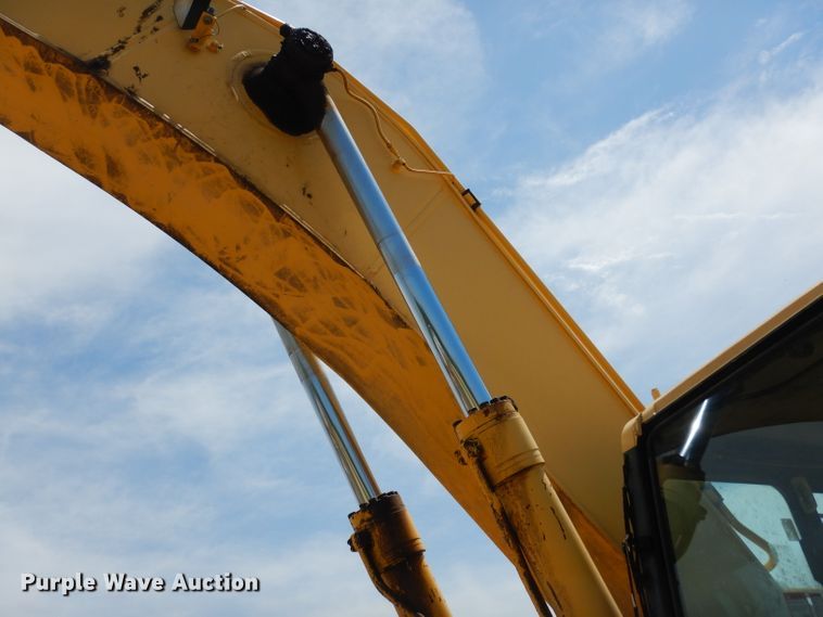 image for item DF4205 2000 Komatsu PC300LC  excavator