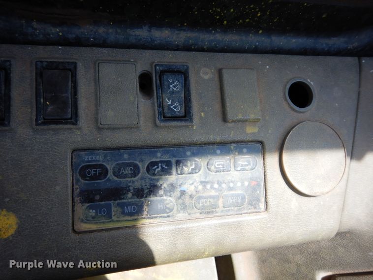image for item DF4205 2000 Komatsu PC300LC  excavator