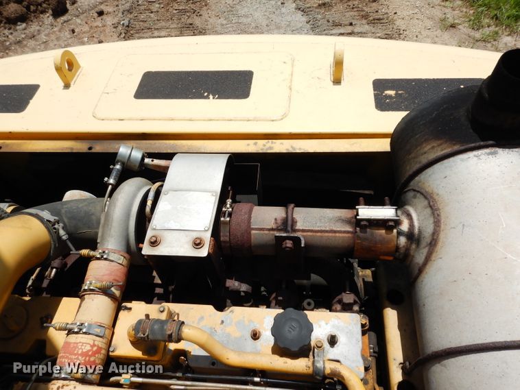 image for item DF4205 2000 Komatsu PC300LC  excavator