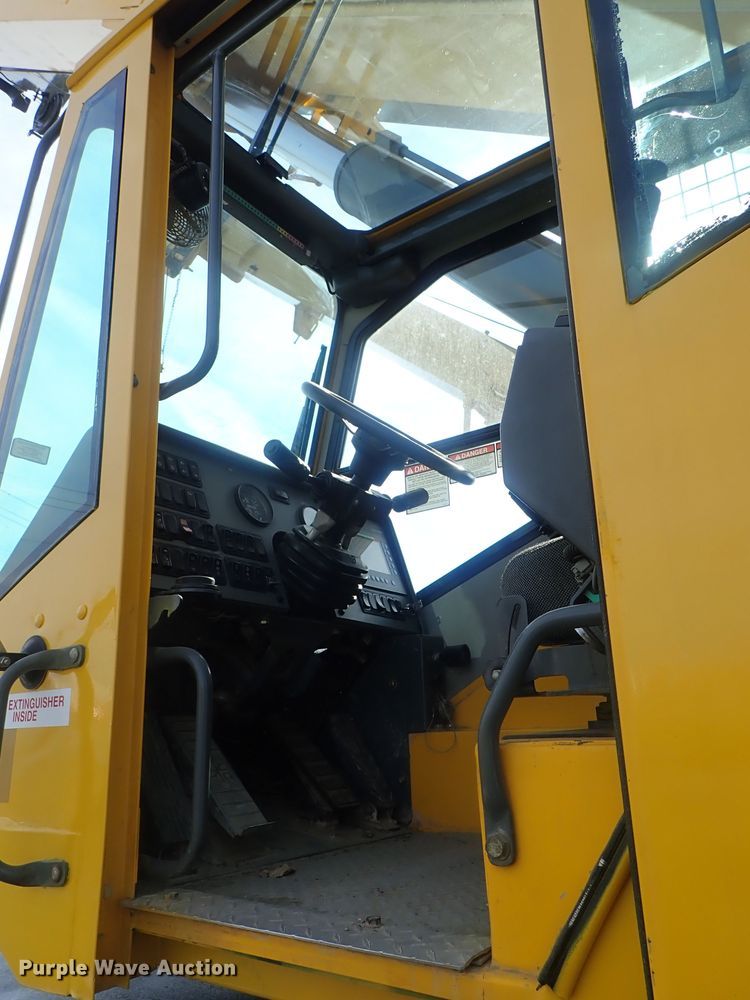 image for item DG2276 2008 Grove RT530E-2  crane