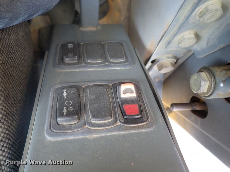 image for item DG2276 2008 Grove RT530E-2  crane