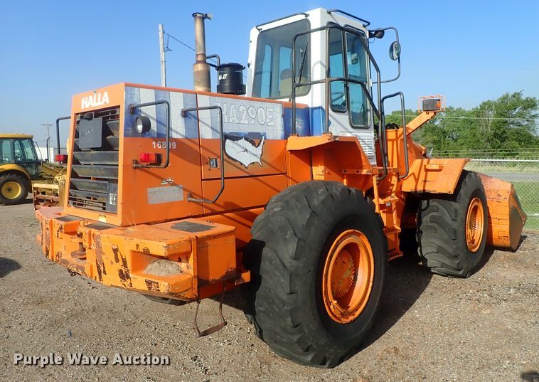 image for item DG2315 Halla HA290E  wheel loader