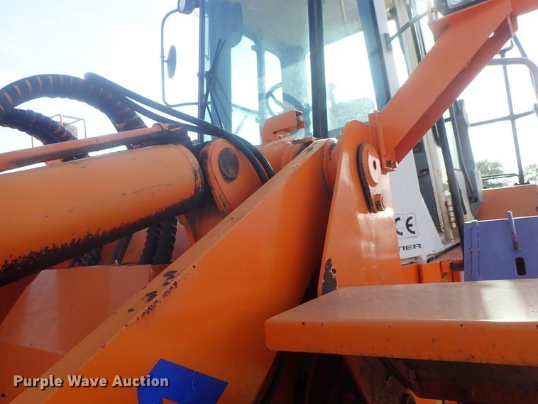 image for item DG2315 Halla HA290E  wheel loader