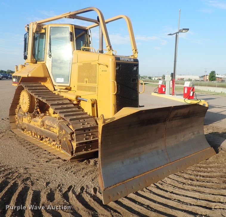 image for item DG2327 2005 Caterpillar D6N XL  dozer