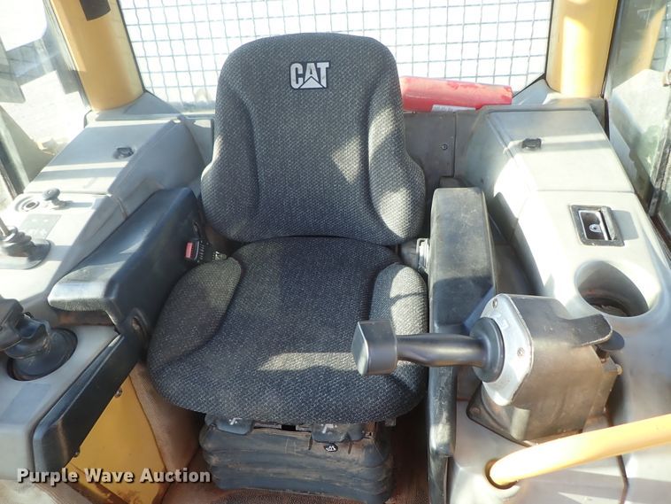 image for item DG2327 2005 Caterpillar D6N XL  dozer